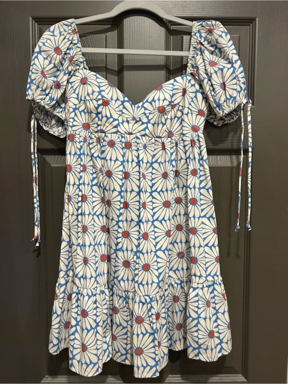 Olivaceous Blue and White Daisy Puff Sleeve Babydoll Dress